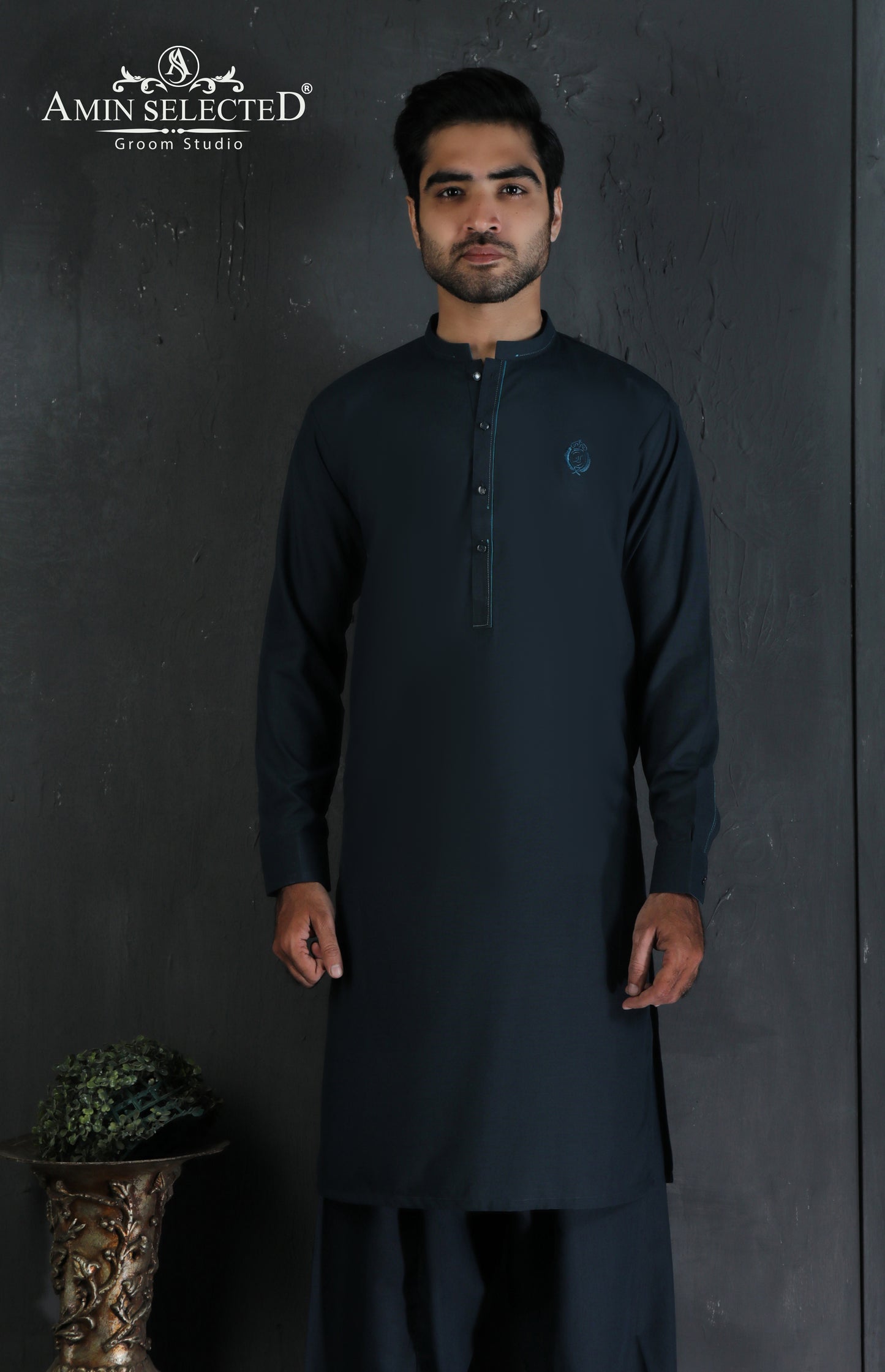 AS-04 - Amin Selected