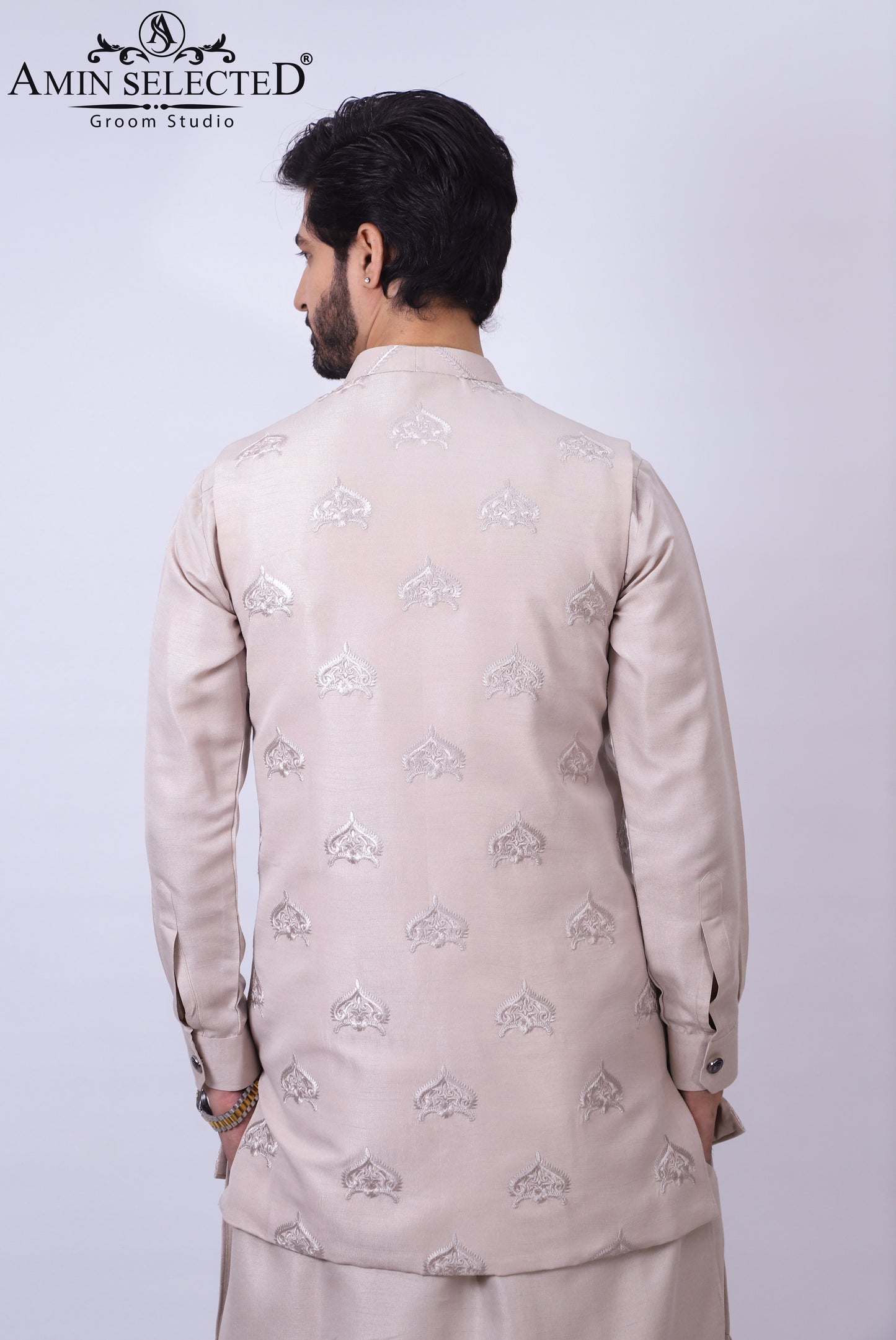 Creamy Jacket with Front Open Look - Amin Selected