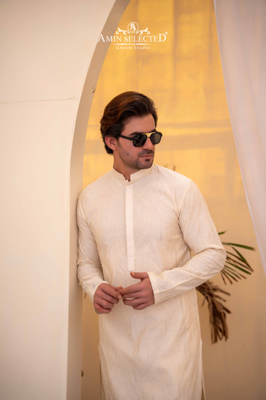Off-White Embroidered Kurta Pajama - Amin Selected