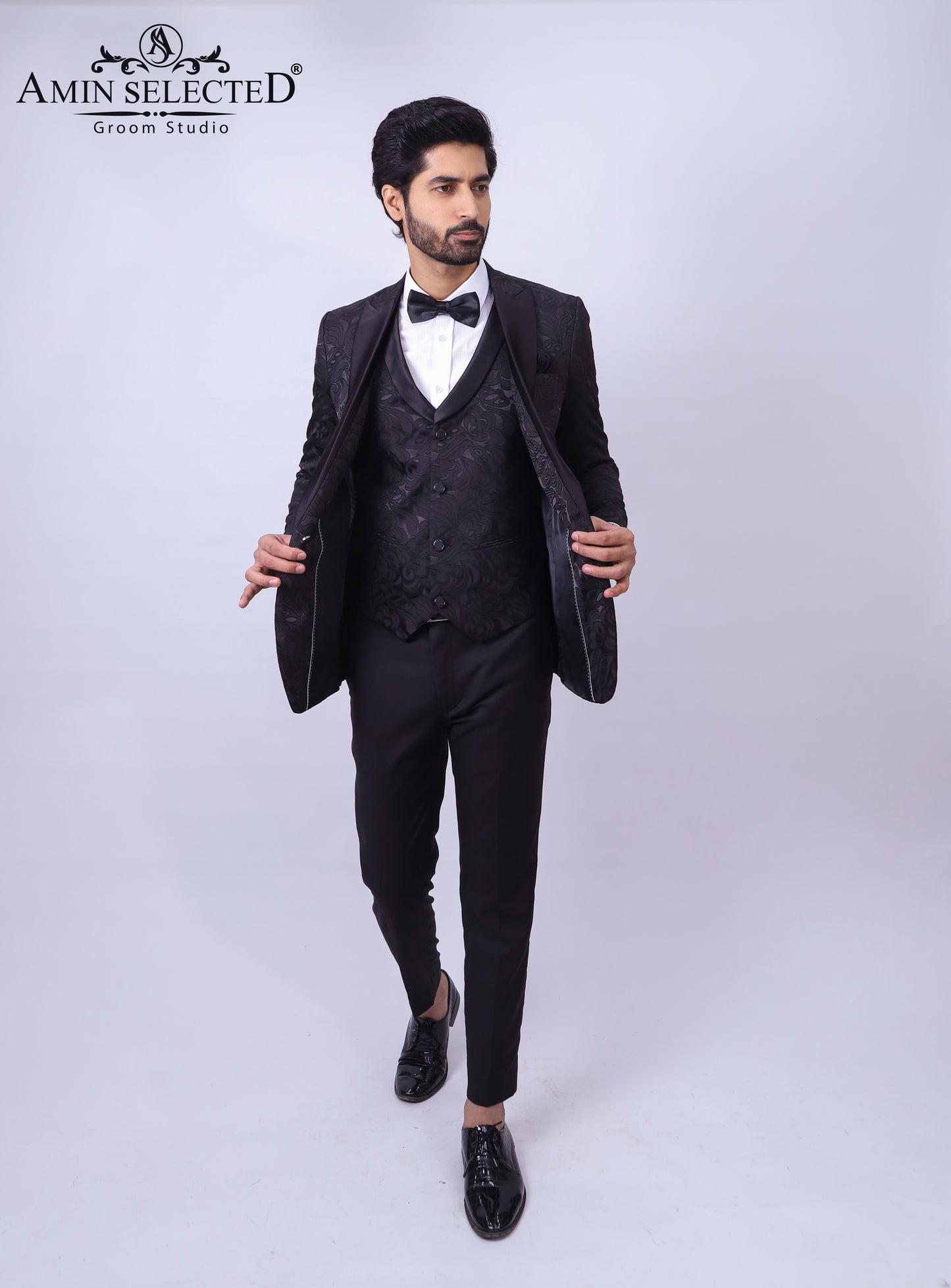 Ethnic Coatsuit With Hand Work - Amin Selected 