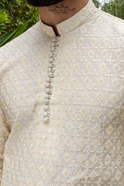 AK 03 CREAM EMBROIDERED KURTA PAJAMA - Amin Selected 