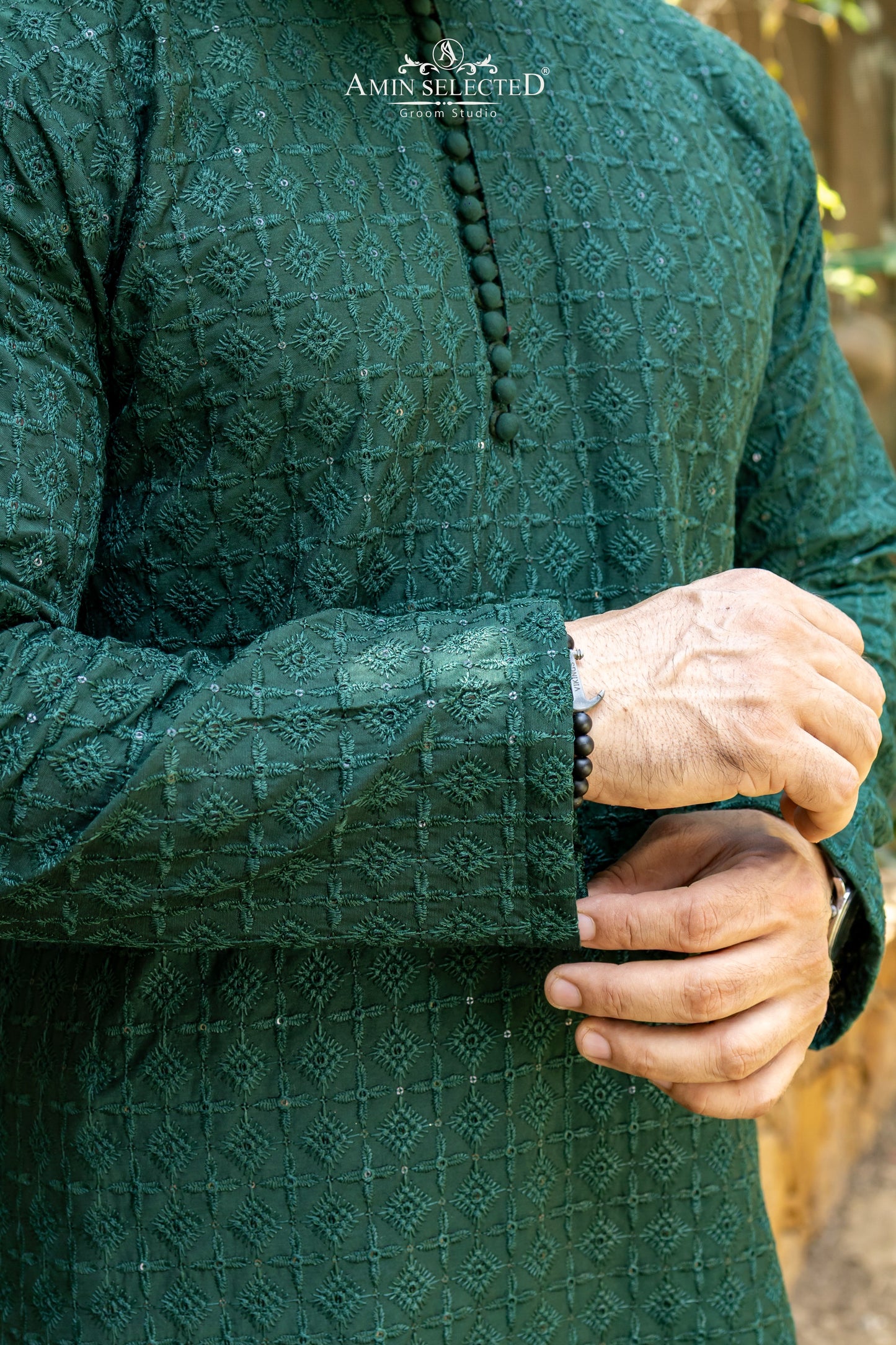 AK 04 BOTTLE GREEN EMBROIDERED KURTA PAJAMA - Amin Selected 