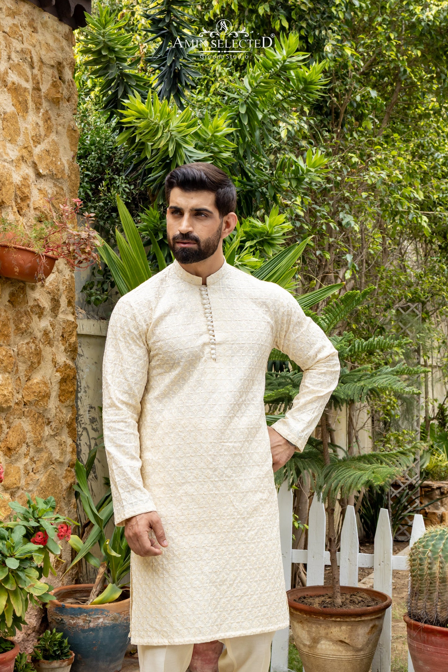 AK 03 CREAM EMBROIDERED KURTA PAJAMA - Amin Selected 
