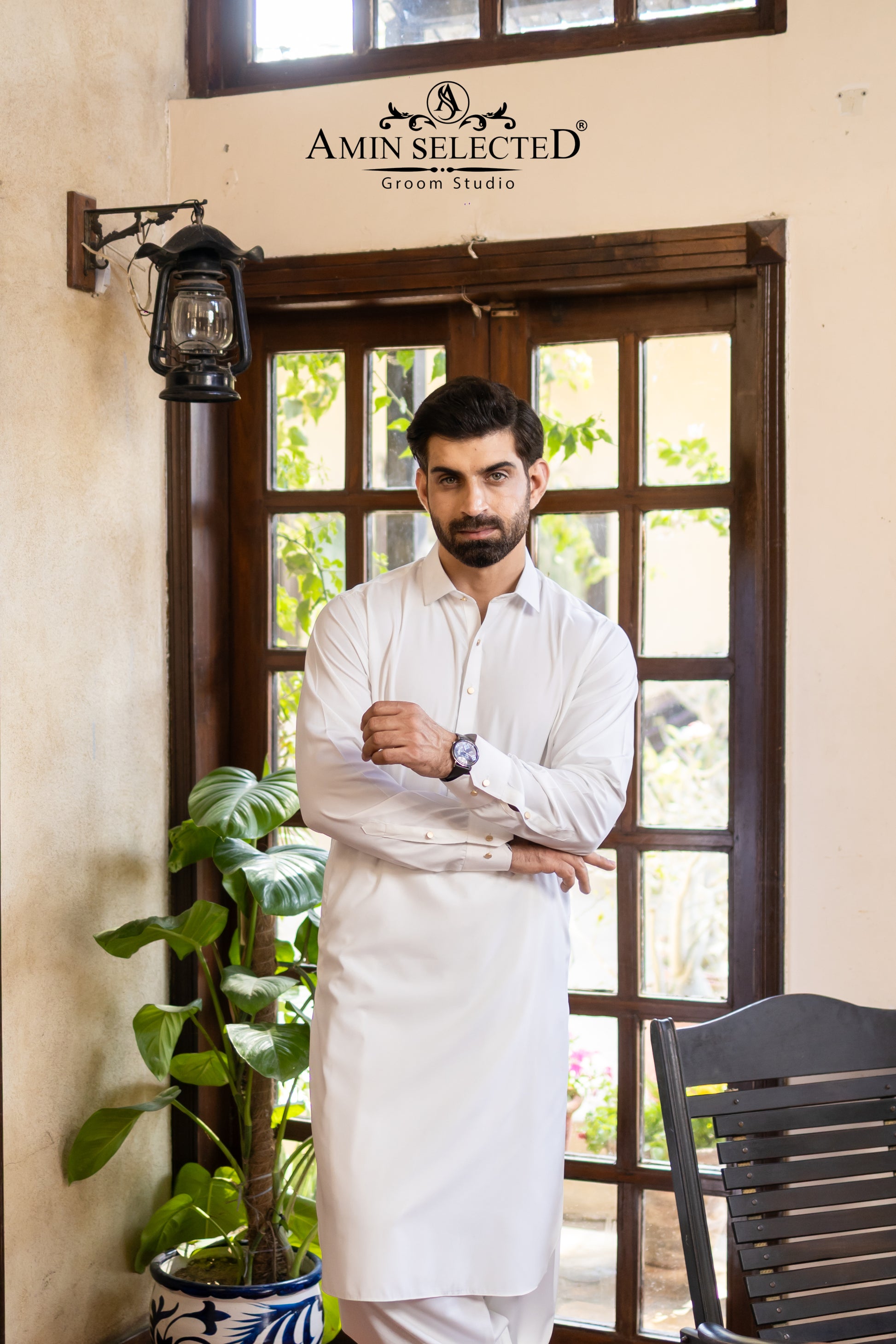 Premium Pristine White Classic Collar Kurta with Gold Accents - Amin Selected 