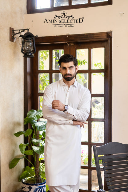 Premium Pristine White Classic Collar Kurta with Gold Accents - Amin Selected 