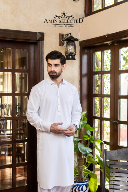 Premium Pristine White Classic Collar Kurta with Gold Accents - Amin Selected 