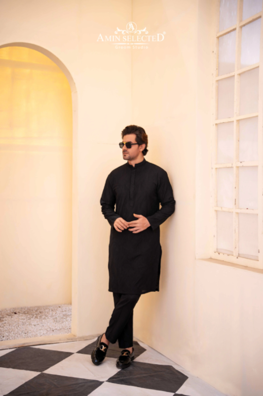 Black Embroidered Kurta Pajama - Amin Selected 